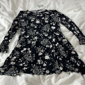 Old Navy Black and White Floral Dress